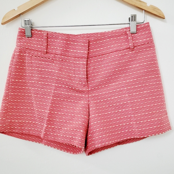 ANN TAYLOR LOFT TEXTURED COTTON BERMUDA SHORTS - Picture 2 of 7